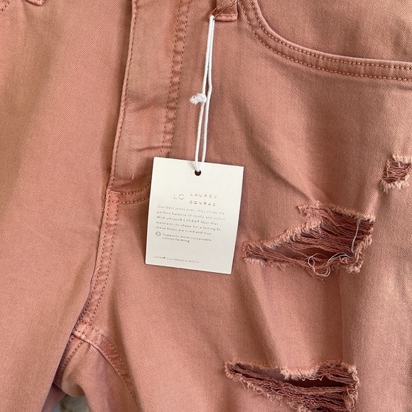 LC Lauren Conrad Distressed High Rise Shorts l SIZE 4 - Picture 5 of 6